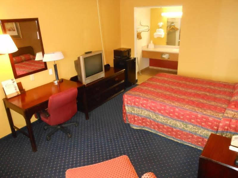 Motel 6-Fresno, Ca - Yosemite Hwy Exterior foto